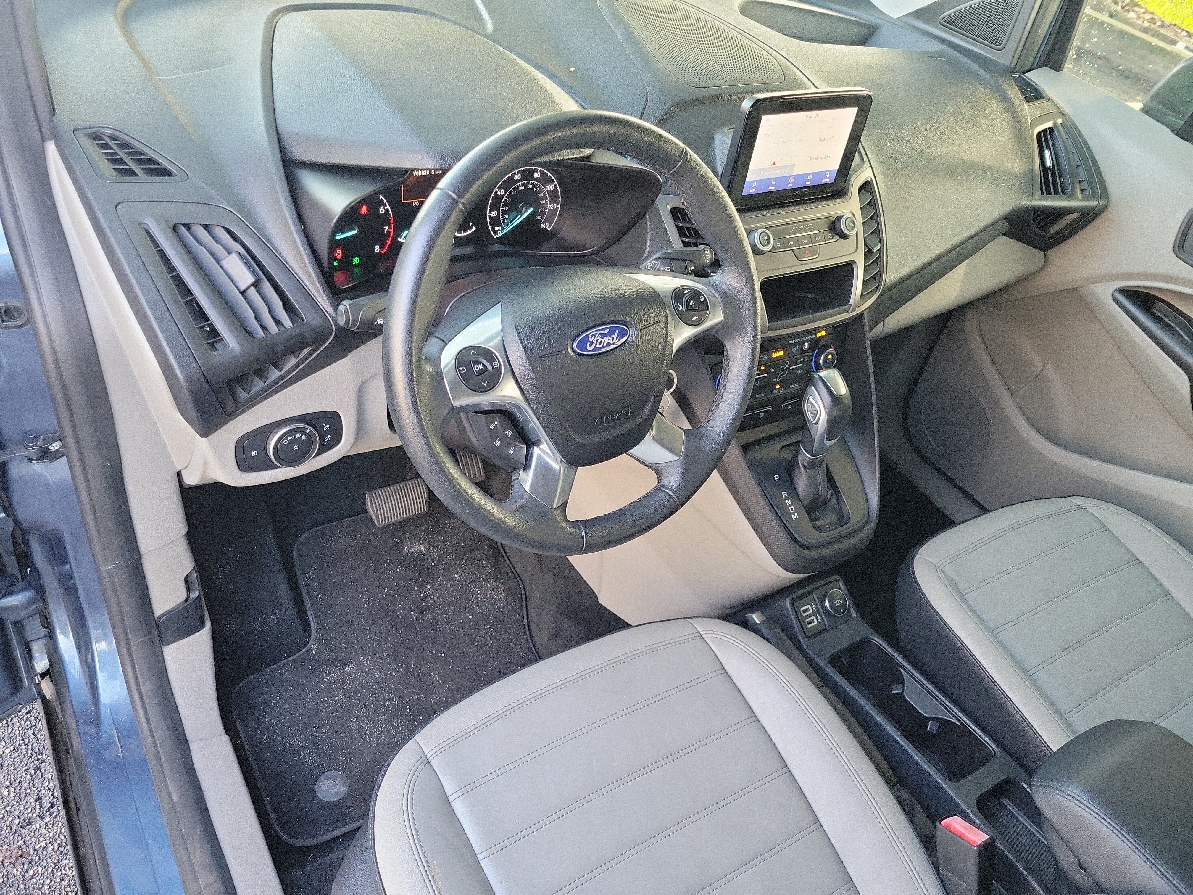 Used 2020 Ford Transit Connect XLT FWD image 12