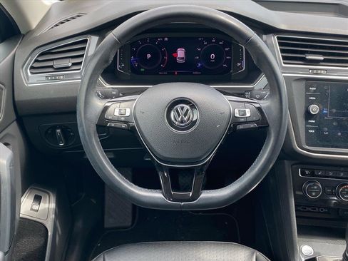 Used 2019 Volkswagen Tiguan SEL FWD image 6