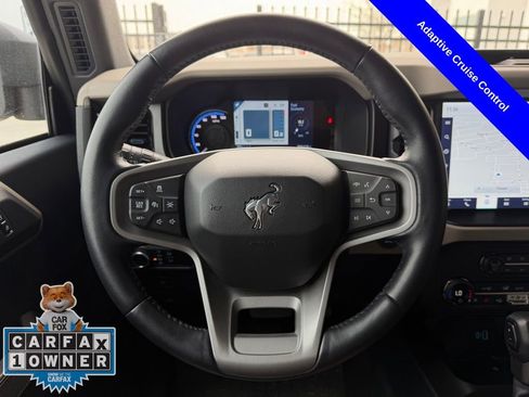 Used 2023 Ford Bronco Wildtrak image 14