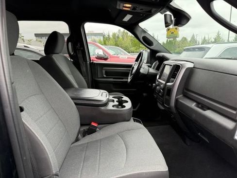 Used 2022 RAM 1500 Warlock AWD/4WD image 15
