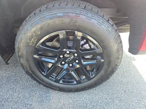 New 2025 Chevrolet Silverado 1500 RST w/ Dark Appearance Package image 8