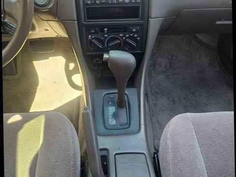 Used 1998 Toyota Camry LE FWD image 28
