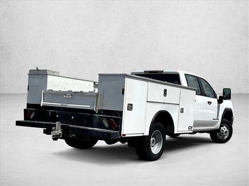 Used 2022 GMC Sierra 3500 Pro AWD/4WD image 2