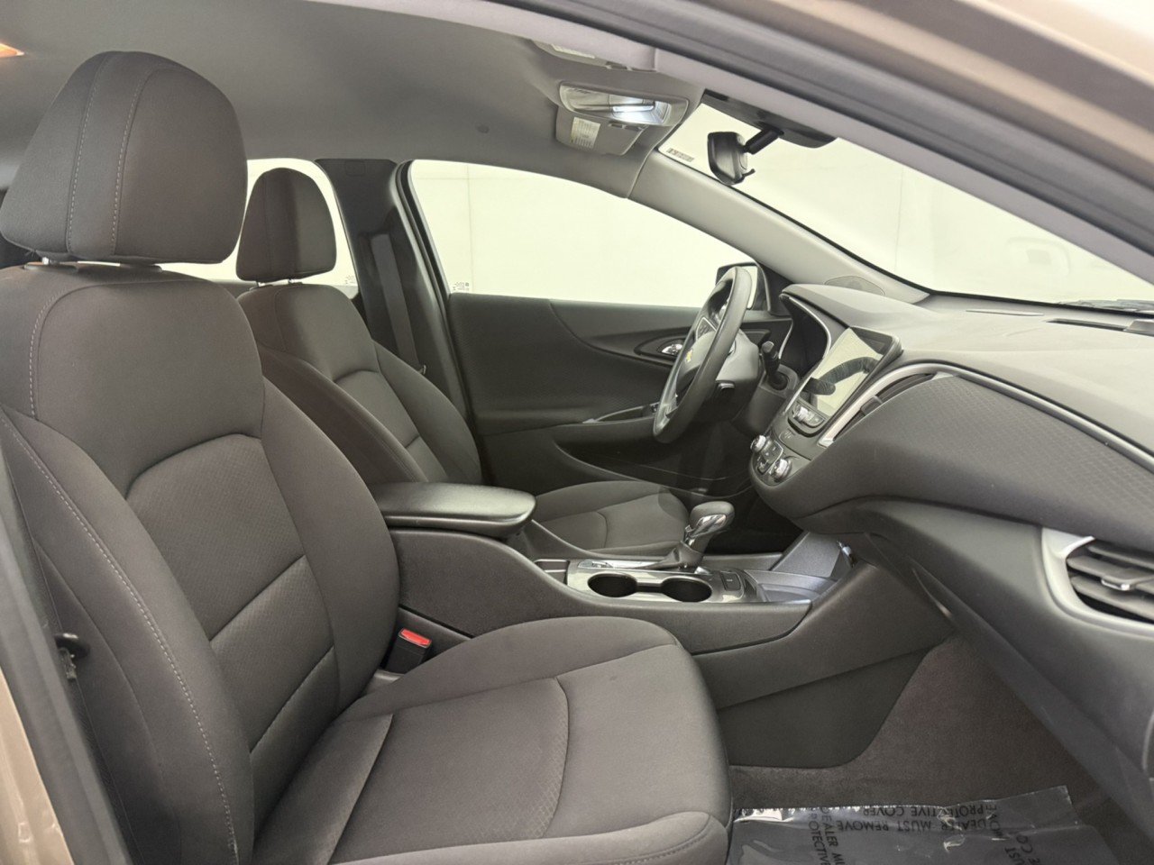 Used 2023 Chevrolet Malibu LS FWD image 10