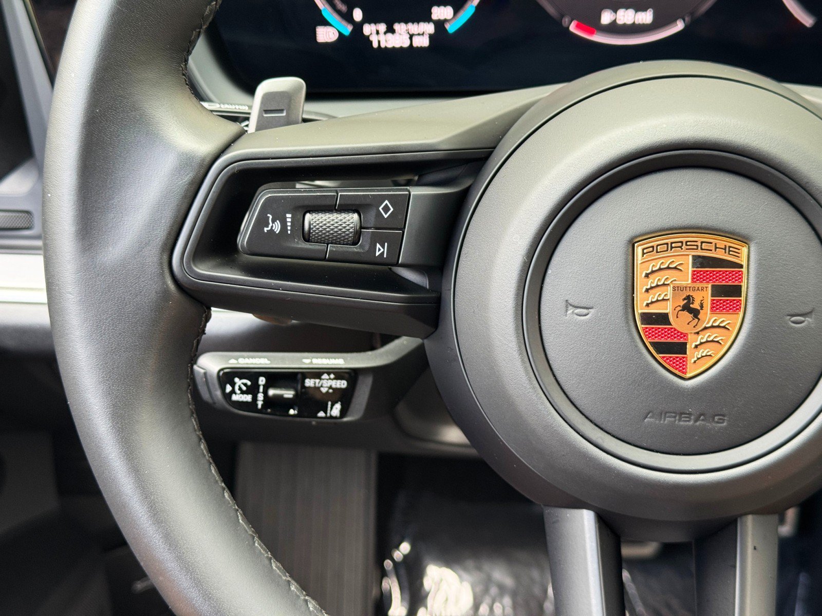 Used 2025 Porsche Cayenne S w/ Premium Package Plus AWD/4WD image 20