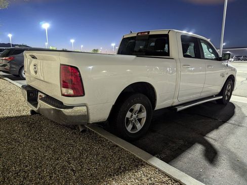 Used 2020 RAM 1500 Classic SLT w/ Luxury Group image 4