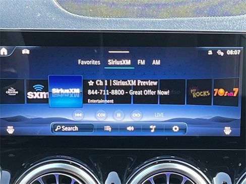 Used 2024 Mercedes-Benz GLB 250 image 15