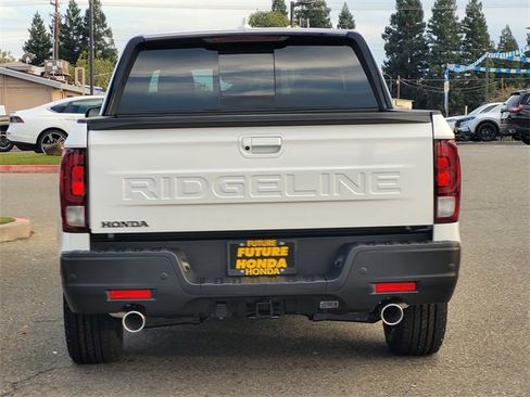 New 2026 Honda Ridgeline Black Edition image 6
