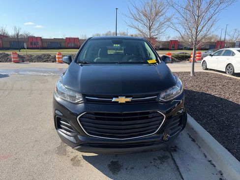 Used 2020 Chevrolet Trax LS FWD image 5