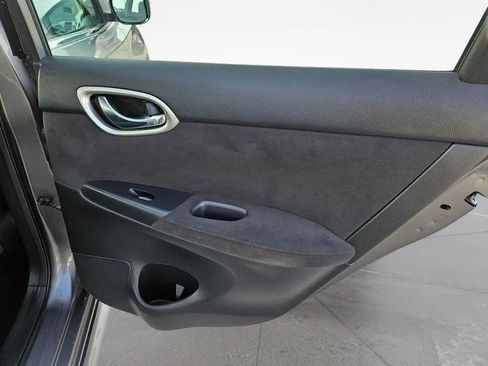 Used 2015 Nissan Sentra SR image 28