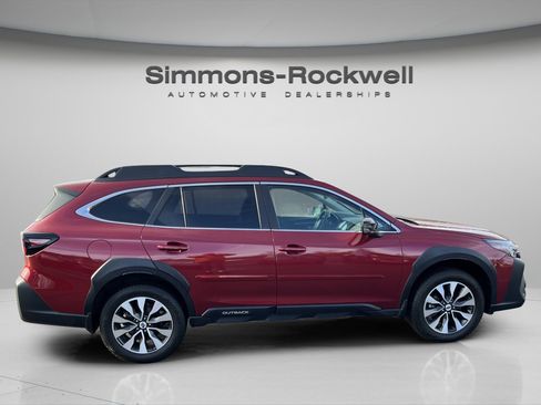 Used 2024 Subaru Outback Limited image 8