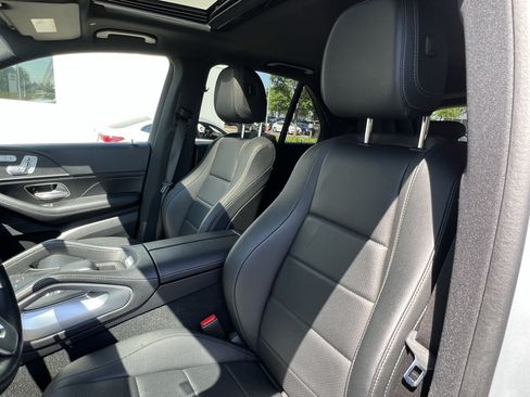 Certified 2022 Mercedes-Benz GLE 450 4MATIC w/ Premium Package image 16