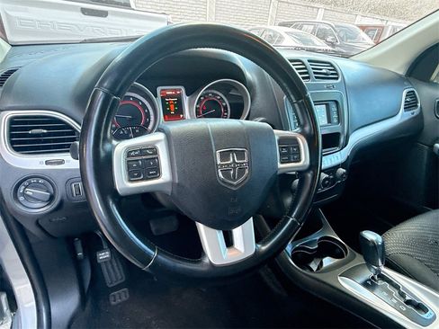 Used 2020 Dodge Journey SE w/ SE Popular Equipment Group image 12