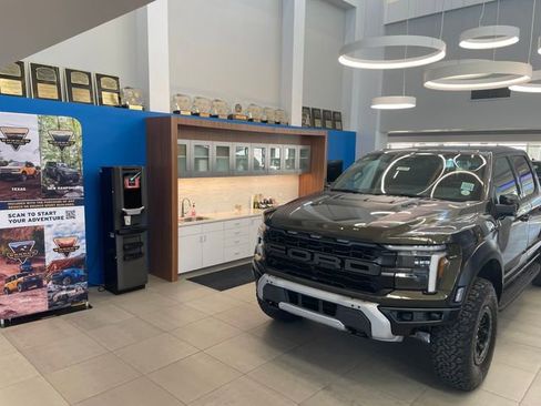 Used 2024 Ford Bronco Sport Heritage w/ Heritage Convenience Package image 12