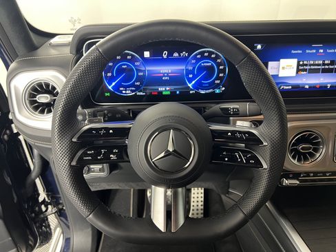 Used 2025 Mercedes-Benz G 580 w/ EQ Technology image 26