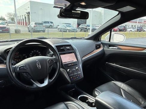 Used 2019 Lincoln MKC Reserve w/ MKC Climate Package AWD/4WD image 11