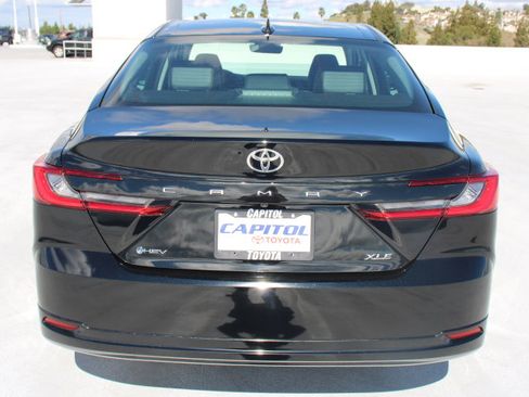 Certified 2025 Toyota Camry XLE image 4