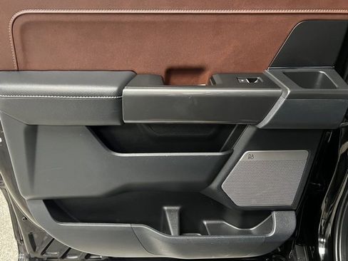 Used 2022 Ford F150 Lariat w/ Equipment Group 502A High image 41