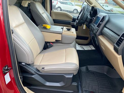 Used 2020 Ford F550 4x4 Regular Cab Super Duty image 25