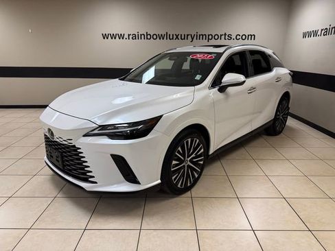 Used 2023 Lexus RX 350 Premium Plus w/ Cold Area Package FWD image 3