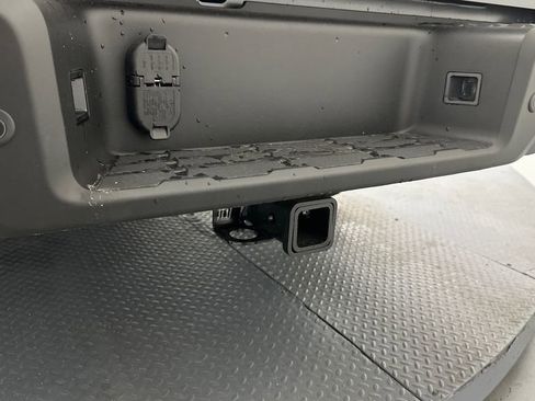 New 2026 Nissan Frontier SV w/ All-Weather Content Package AWD/4WD image 16