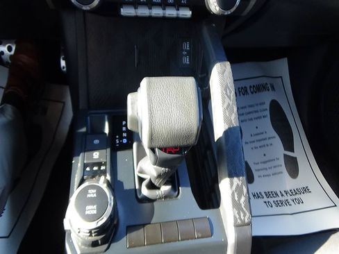 Used 2025 Toyota Tacoma TRD Sport AWD/4WD image 34