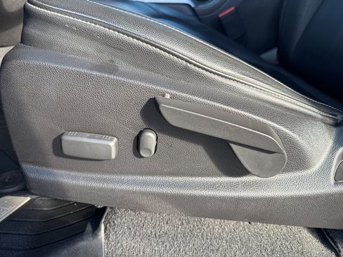 Used 2020 Chevrolet Colorado ZR2 w/ Colorado ZR2 Bison Edition image 10