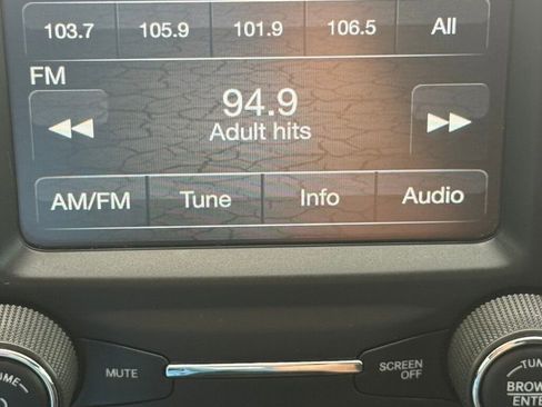 Used 2018 Jeep Wrangler Unlimited Sport AWD/4WD image 31