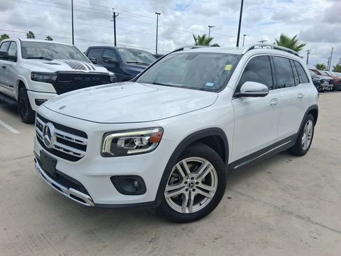 Used 2020 Mercedes-Benz GLB 250 image 3