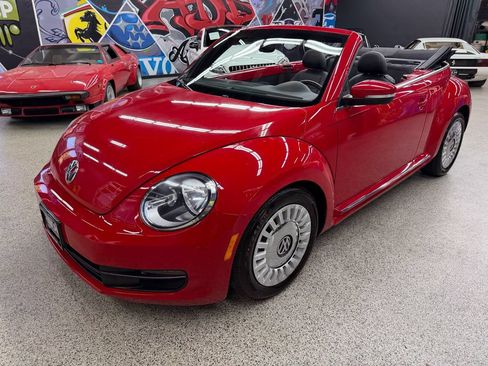 Used 2014 Volkswagen Beetle 1.8T FWD image 9