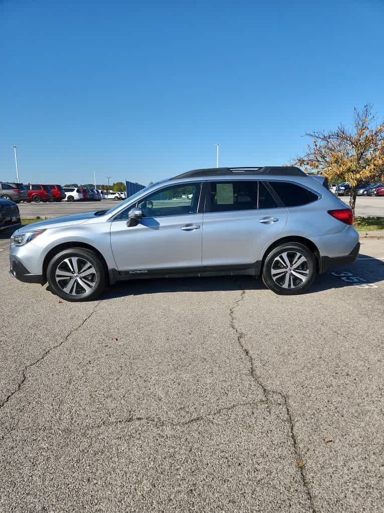 Used 2019 Subaru Outback 3.6R Limited w/ Popular Package #2 AWD/4WD image 19