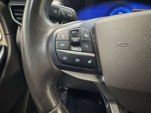 Used 2020 Ford Explorer Platinum image 15