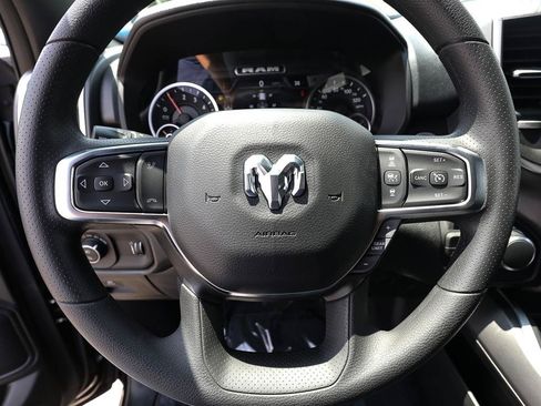 New 2026 RAM 1500 Express AWD/4WD image 15