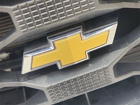 Used 2025 Chevrolet Silverado 1500 Custom image 29