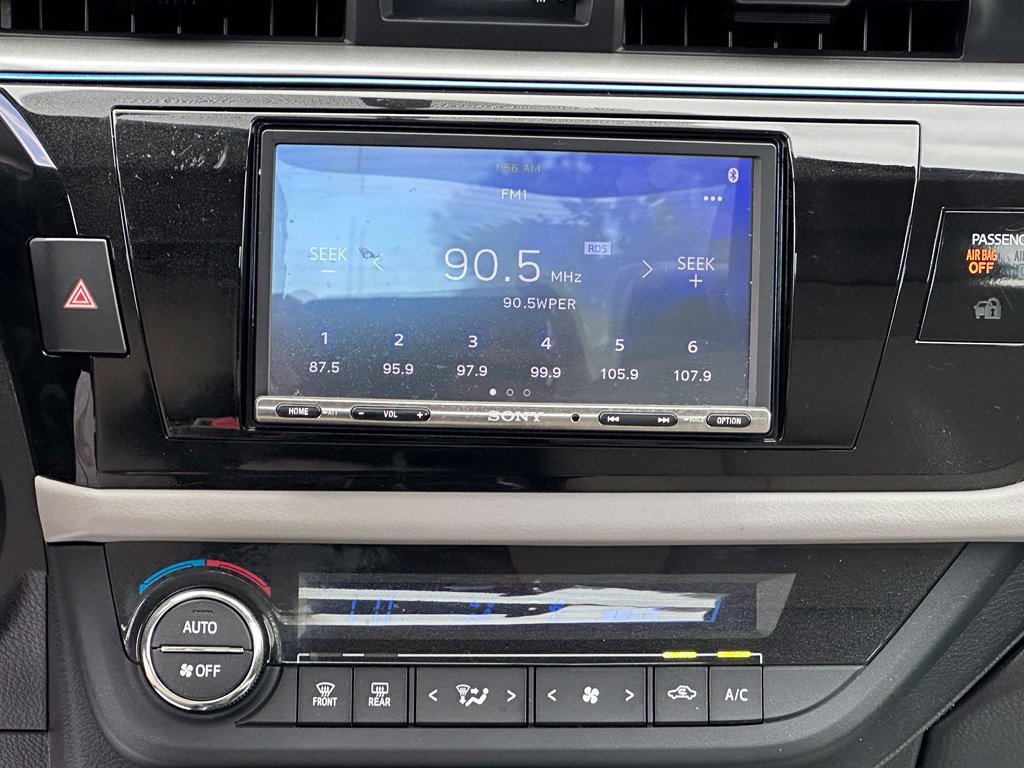 Used 2016 Toyota Corolla LE FWD image 23