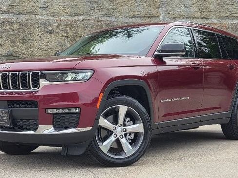 Used 2021 Jeep Grand Cherokee L Limited w/ Trailer Tow Group (B) AWD/4WD image 11