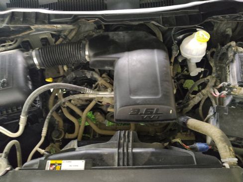 Used 2018 RAM 1500 Tradesman RWD image 30