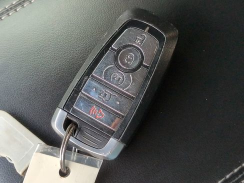 Used 2020 Lincoln Corsair Reserve w/ Equipment Group 201A FWD image 30