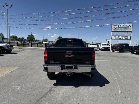 Used 2016 GMC Sierra 2500 SLT w/ Duramax Plus Package AWD/4WD image 18