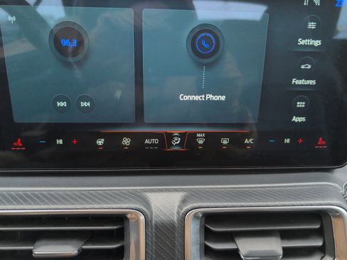 Used 2025 Ford Mustang Premium image 25