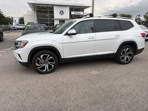 Used 2023 Volkswagen Atlas SEL AWD/4WD image 29