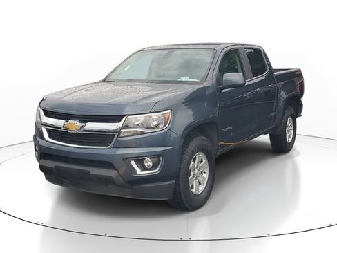 Certified 2019 Chevrolet Colorado W/T w/ WT Convenience Package AWD/4WD image 2