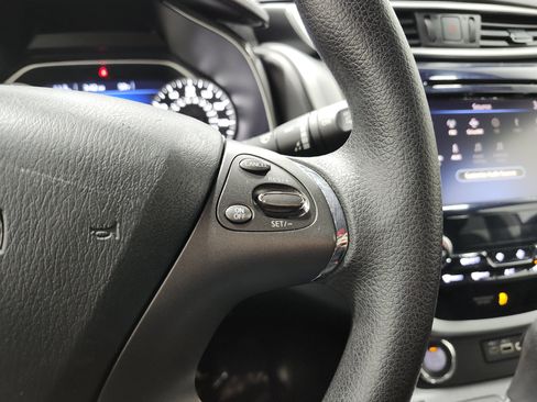 Used 2021 Nissan Murano S FWD image 30