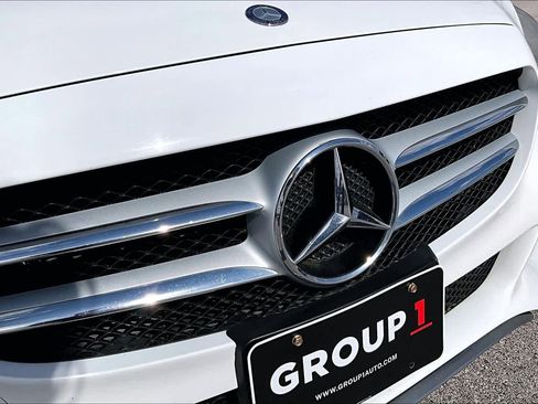 Used 2015 Mercedes-Benz C 300 Sedan image 29
