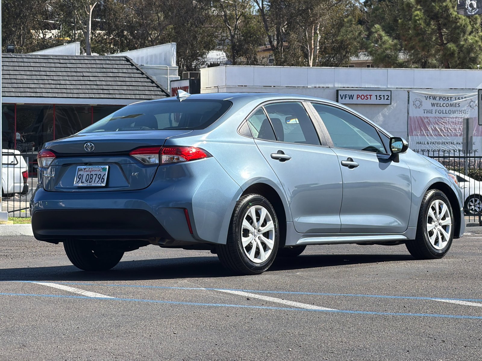 Used 2024 Toyota Corolla LE FWD image 5