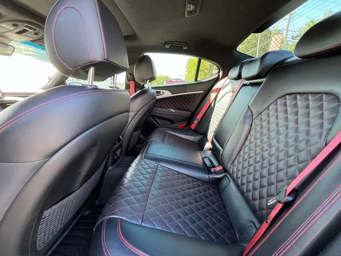 Used 2022 Genesis G70 3.3T RWD image 20