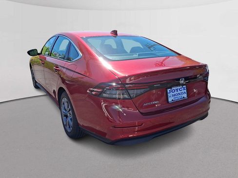 Certified 2023 Honda Accord EX image 8