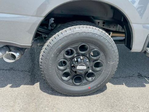 New 2026 Ford F250 XLT w/ XLT Premium Package AWD/4WD image 4