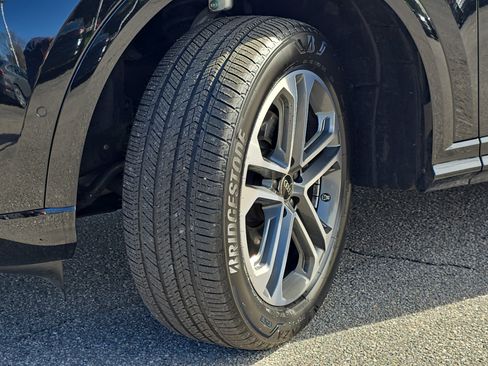 Used 2025 Audi Q5 Premium Plus w/ Premium Plus image 32