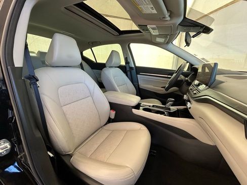 Used 2025 Nissan Altima 2.5 SL image 17